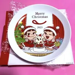 非売品 【予約特典】 不二家 ペコちゃん クリスマスプレート 2023のサムネイル