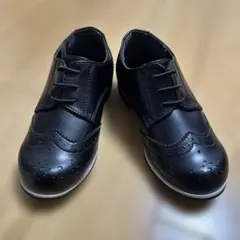 新品未使用☆コムサイズム　黒　ウィングチップ　フォーマルシューズ18㎝