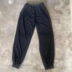 ユニクロ ジョガーパンツ S 黒