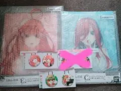 五等分の花嫁　バストアップアクリルボード　中野三玖、中野五月