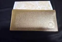 新品未使用早い者勝ち】皇居限定 長財布 ゴールド 本革 菊紋 箱付き 