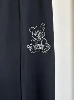 ジャンク クリームソーダ刺繍入りスラックス 金タグ ピンクドラゴン