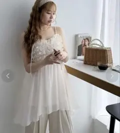 royal party ラメシアーボリュームフリルキャミチュニックのサムネイル