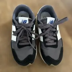 New Balance スニーカー レディースのサムネイル