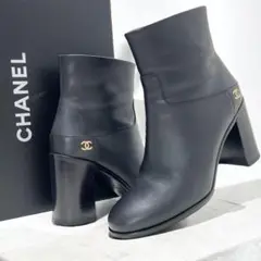 未使用✨シャネル ショートブーツ アンクル レザー CCココマーク 37 22B 中古・古着通販】CHANEL (シャネル) ココマークチェーンショート