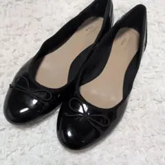 Clarks 黒 バレエシューズ リボン付き 24cm　ラウンドトゥ