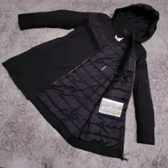 モンクレール Glareole フード付きライトダウンコート レディース 黒 1