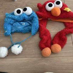 USJクッキーモンスターとエルモの帽子