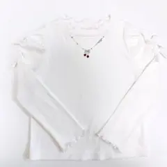 メゾピアノ　ネックレス刺しゅう　プチハイネック　長袖Tシャツ　110cm 白