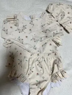 花柄フリルセパレート水着セット 帽子付き