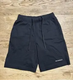 new balance 黒 ハーフパンツ　サイズ150cm