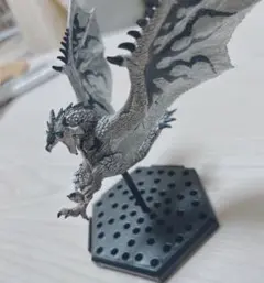 リオレウス希少種 フィギュア