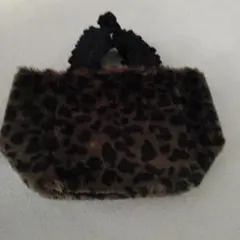 カシェリエ　新品　ヒョウ柄　トートバッグ　ファー　フリルのサムネイル