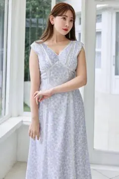 Lace Trimmed Floral Dress herlipto