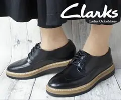 Clarks ウィングチップ　革靴　サイズ24㎝のサムネイル