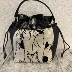 持ち手付き巾着ポーチ　ハンドメイド