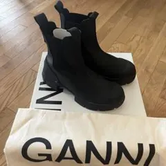 GANNI チェルシーブーツ ブラック　37のサムネイル