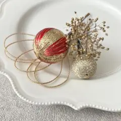 NO.16 赤　かすみ草和玉水引飾り 髪飾り　結婚式　成人式　卒業式　七五三