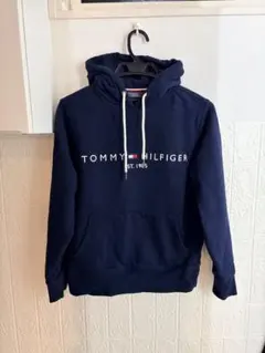 TOMMY HILFIGER ネイビー パーカー