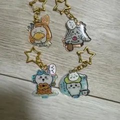 ちいかわアクリルキーホルダー4個セット