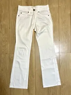 LEVI’S LADY STYLE フレアパンツ　白　サイズ29