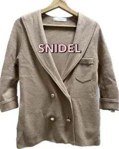 SNIDEL ベージュ ダブルボタン テーラードジャケット