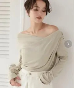 titivate オフショルダーロングスリーブTシャツ S 長袖 春夏 ベージュのサムネイル