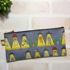 大きめペンケース　ラミネート　UFOにゃんこ　グレー　ネコ柄