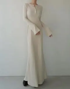 maison celon　bell sleeve wool dress