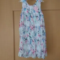 H&M 蝶柄ノースリーブワンピース 130cm
