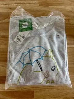 【海外限定】UNIQLO ジブリコラボ　スウェット となりのトトロ M