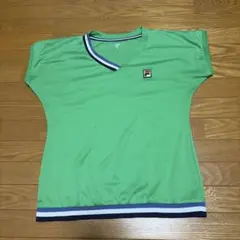 FILA 緑色 Vネック Tシャツ