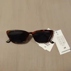H＆M キャットアイサングラス ブラウンのサムネイル