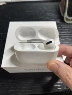 AirPods Pro ワイヤレス充電ケース付き