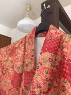 ⭐️セミアンティーク　レトロ　着物　綿⭐️ヴィンテージ　菊　紅葉　朱赤　和装　秋
