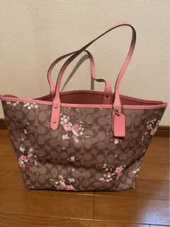 Coach フラワープリント トートバッグ