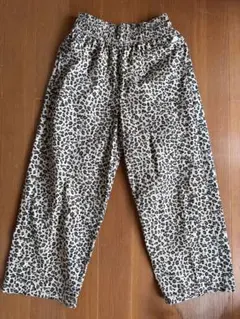 ヒョウ柄カジュアルパンツ