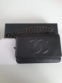 CHANEL ブラックレザー ショルダーバッグ