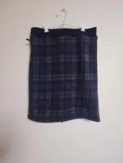 チェック柄タイトスカート