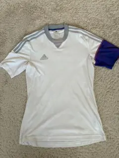 adidas プラクティスシャツ