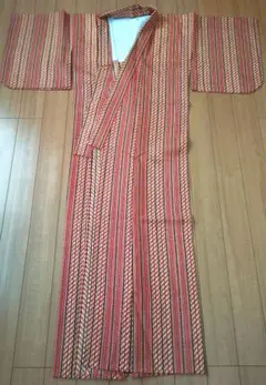 【6/29までの出品】新品 レトロ着物のサムネイル