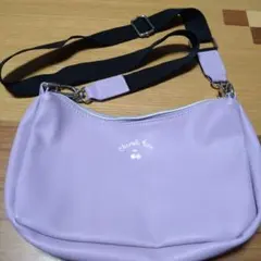 ラベンダー色　ショルダーバッグ