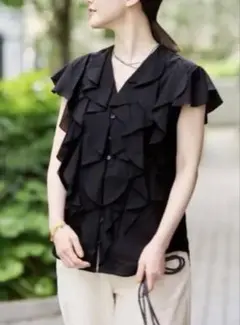 IENA LA BOUCLE Cotton Linen フリルブラウスのサムネイル