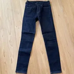 UNIQLO JEANS ダークブルー スキニーデニム24