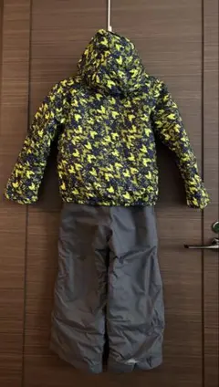 Columbia 子ども用スキー／スノーボードウェア