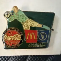 星*様 マクドナルド コカコーラ 1999 FIFAワールドカップ ピンバッジ
