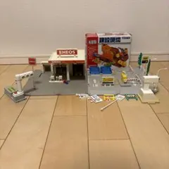 TOMY トミカ フットワーク 交番 他 バス停や、郵便ポストなど - メルカリ