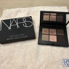 NARS VOYAGEUR EYESHADOW PALETTE1194 限定品のサムネイル