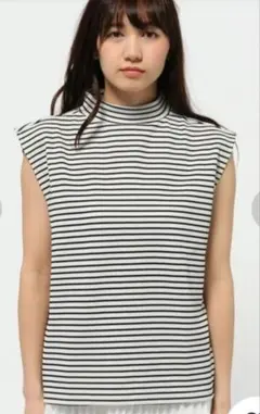 Kastane ノースリーブハイネックプルオーバー♥️美品♥️のサムネイル