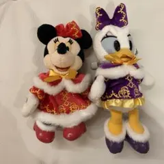 【セット販売】ミニー　デイジー　キーホルダー　バッチ　クリスマスウィッシュ